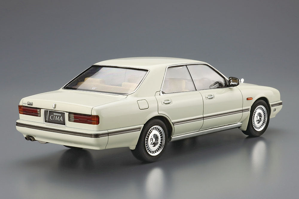 1/24 Nissan Y31 Cima Type II Limited 1990 Model Kit - Aoshima JDM Luxury Sedan Scale Model