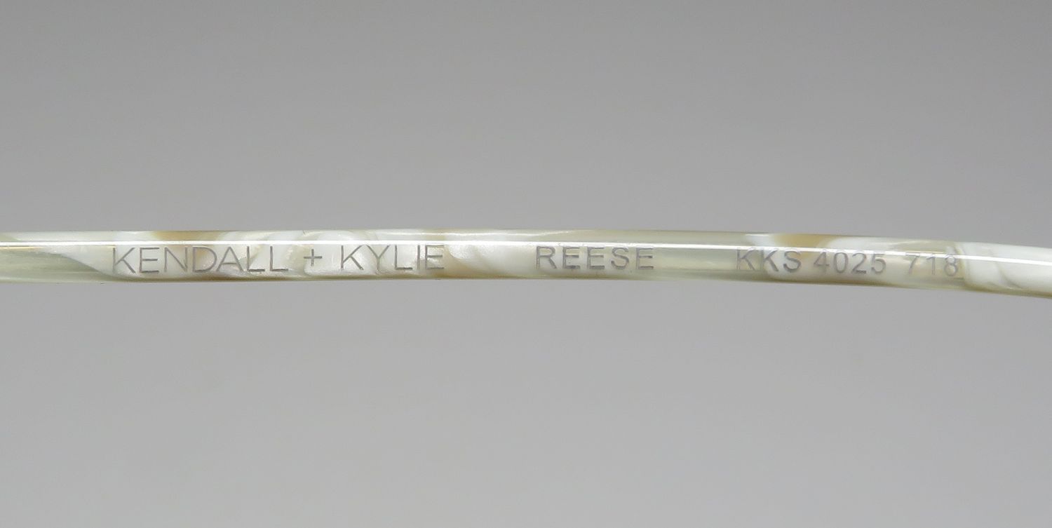 Kendall + Kylie Kks4025 Reese Sunglasses