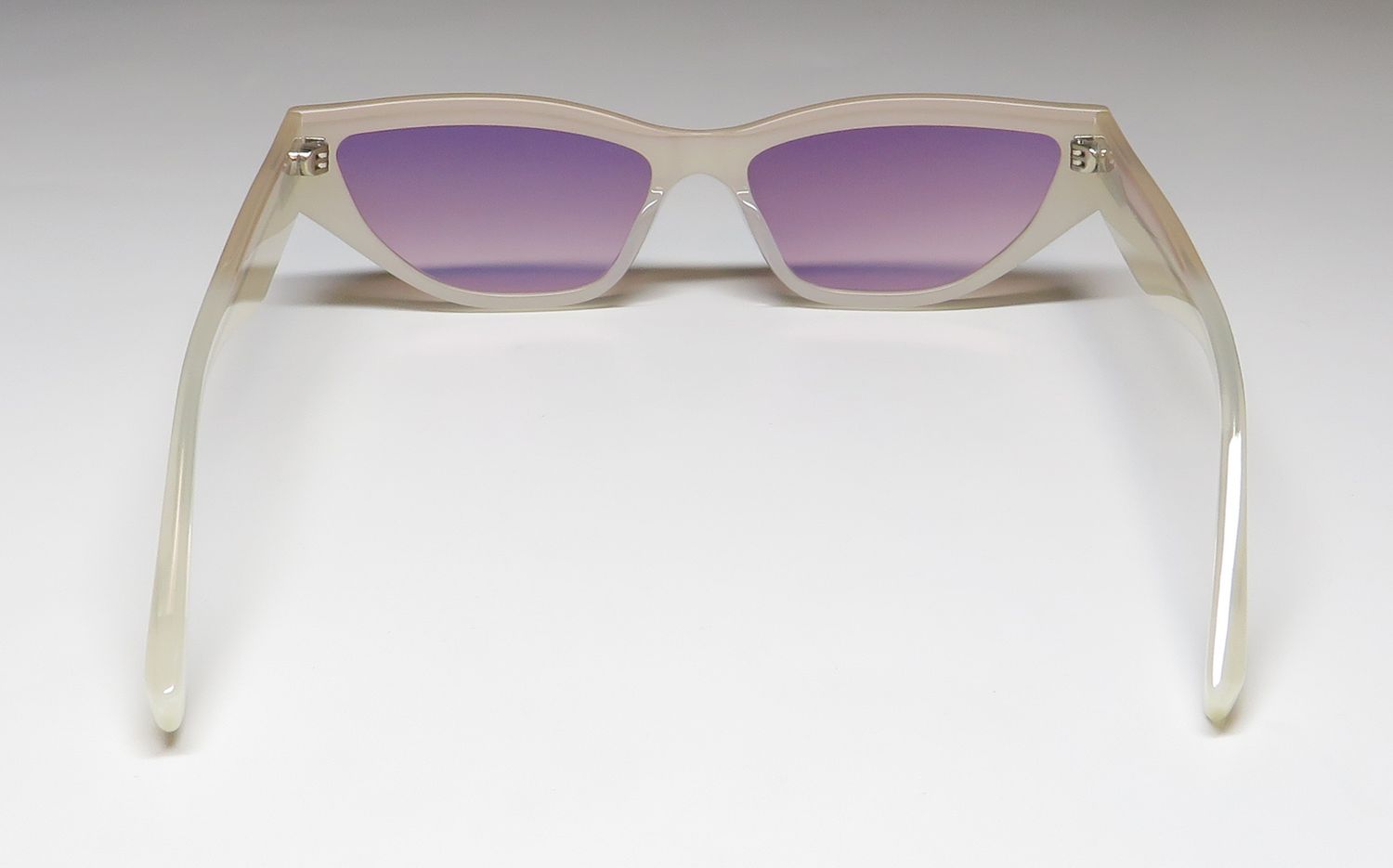 Kendall + Kylie Kks5096 Quinn Sunglasses