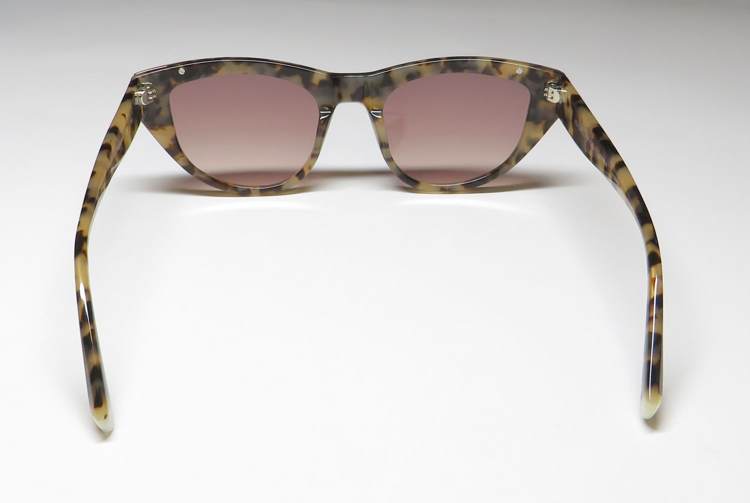 Kendall + Kylie Kks5015 Sienna Sunglasses