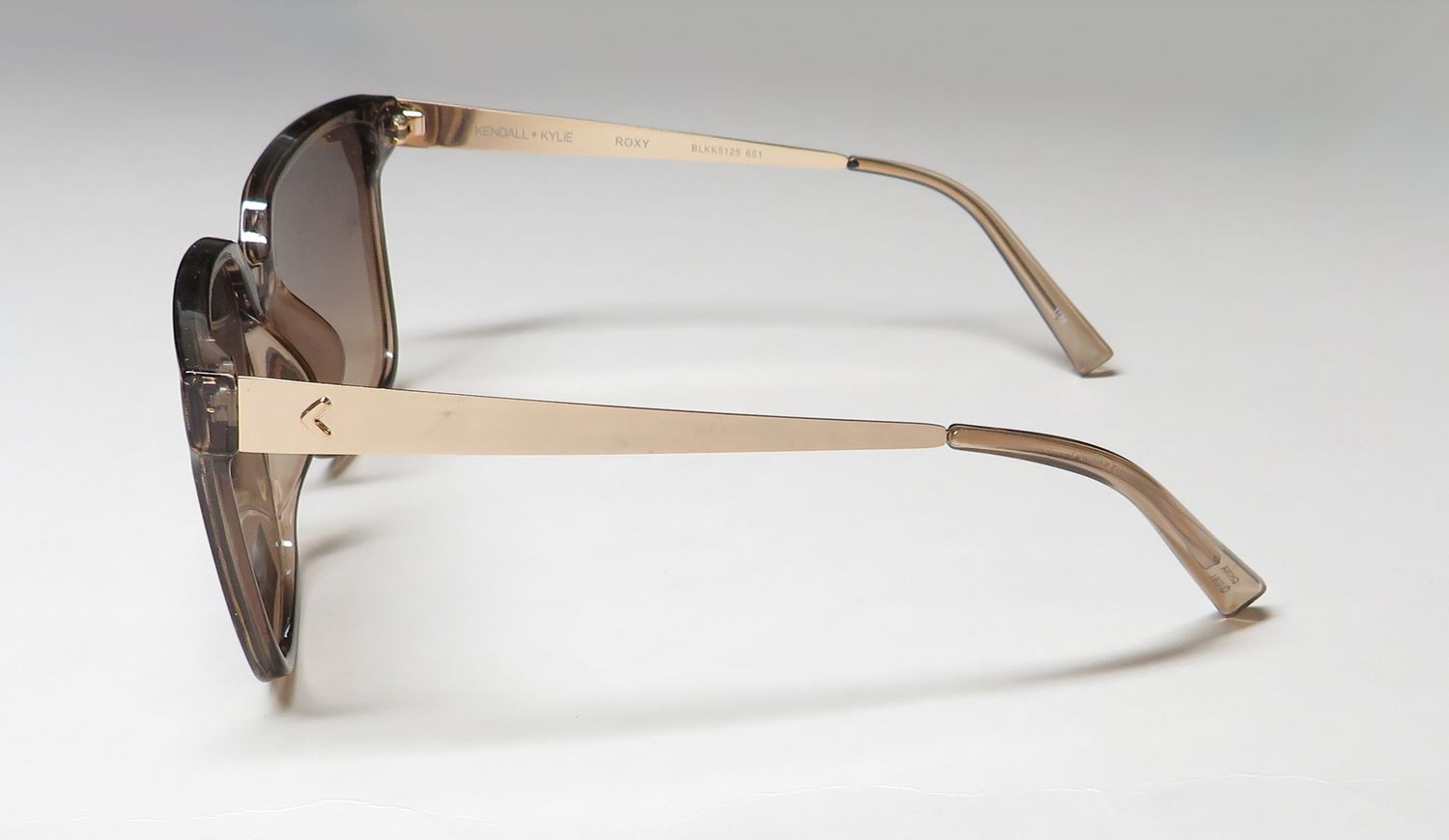 Kendall + Kylie Blkk5125 Roxy Sunglasses