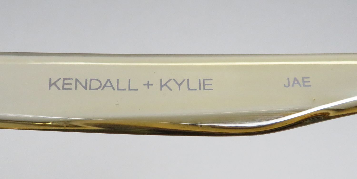 Kendall + Kylie Kk5135 Jae Sunglasses