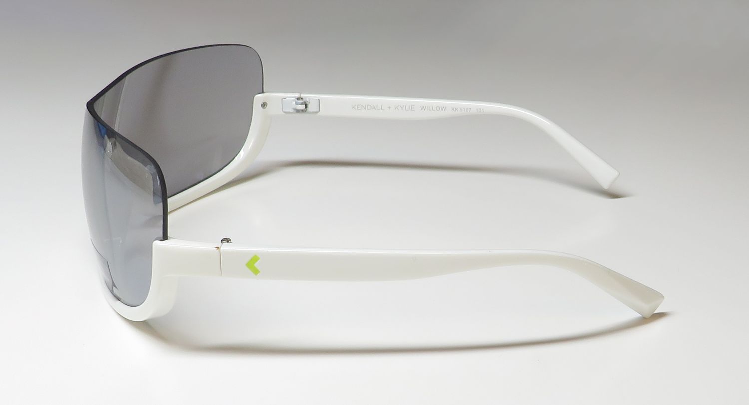 Kendall + Kylie Kk5107 Willow Sunglasses